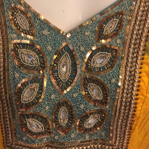 Tunic - Picture 3 of 3